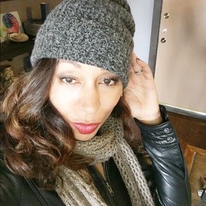 Meet your Posher, Yvette